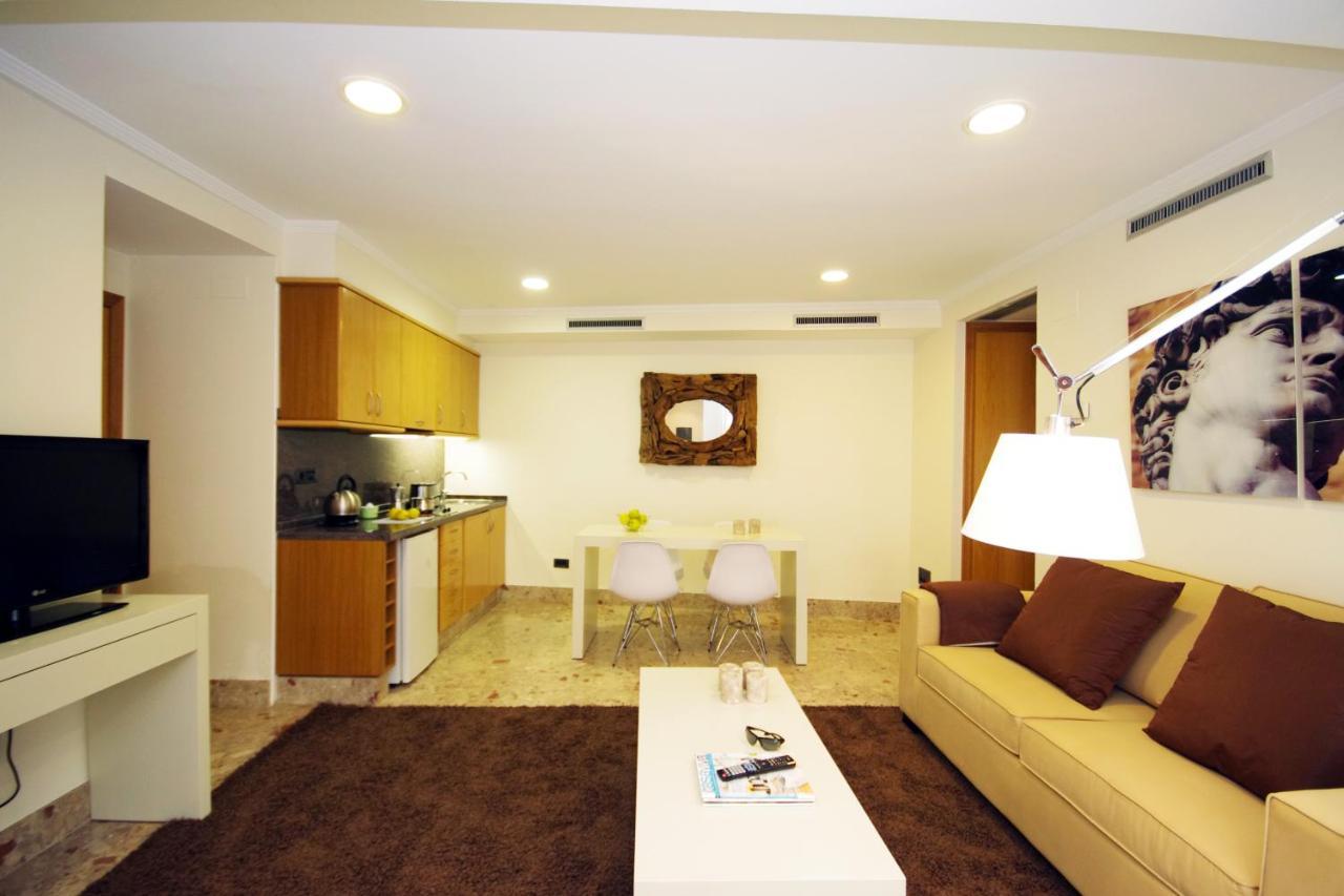 Bet Apartments - Apartments Catedral فالنسيا الغرفة الصورة