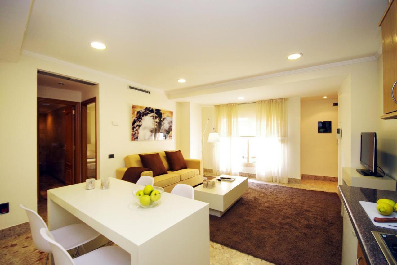 Bet Apartments - Apartments Catedral فالنسيا الغرفة الصورة
