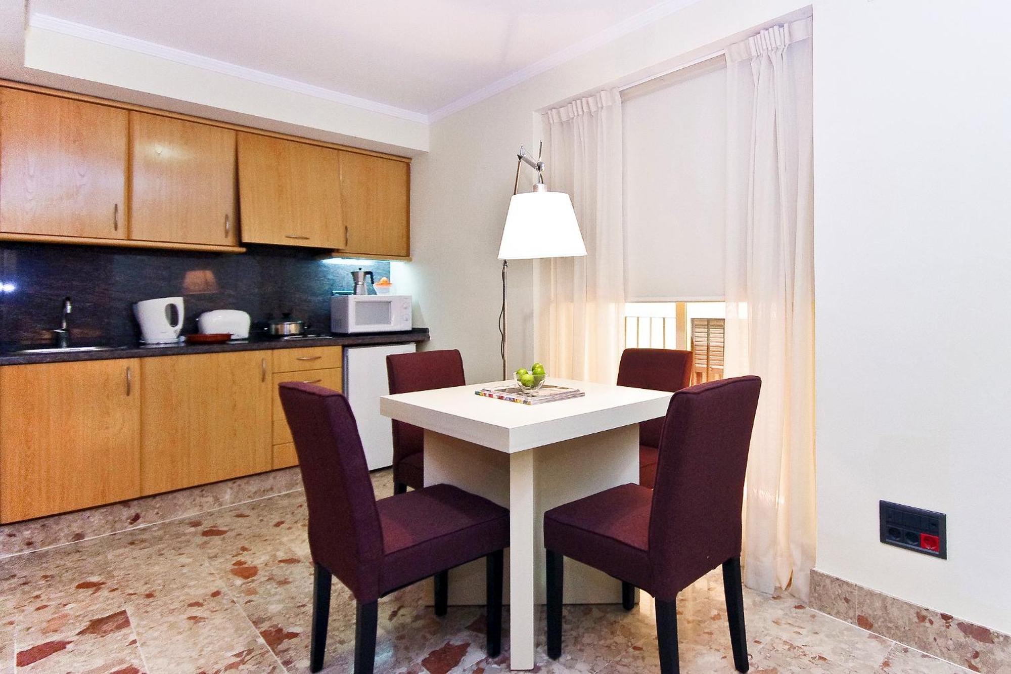 Bet Apartments - Apartments Catedral فالنسيا المظهر الخارجي الصورة