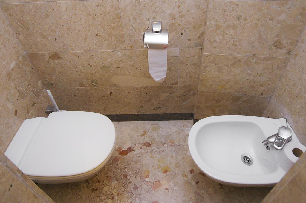 Bet Apartments - Apartments Catedral فالنسيا الغرفة الصورة
